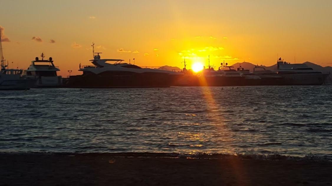 Apartmán La Tourraque Antibes Exteriér fotografie